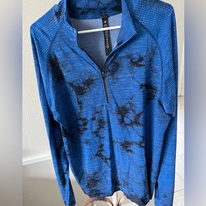 Lululemon Metal Vent Tech half zip long sleeve
